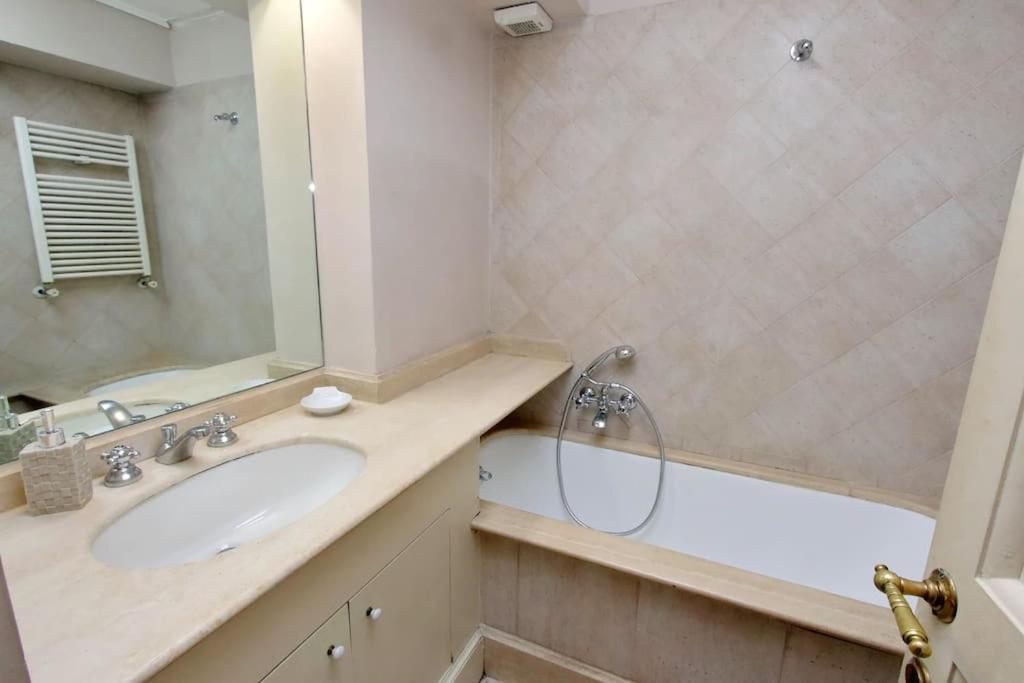 Navona Elegant Two Bedroom Apartment Ρώμη Εξωτερικό φωτογραφία